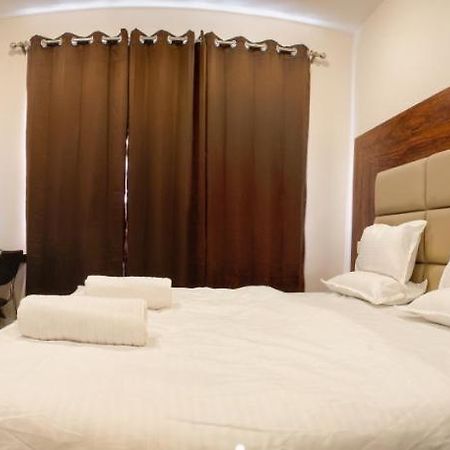 Srīnagar World Residences المظهر الخارجي الصورة